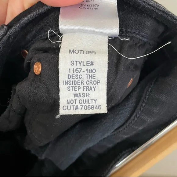 MOTHER The Insider Crop Step Fray Jeans in Not Guilty Size 29 - Picture 12 of 15